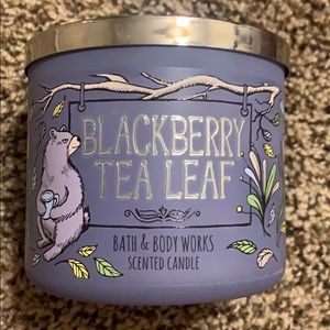 Blackberry tea leaf candle